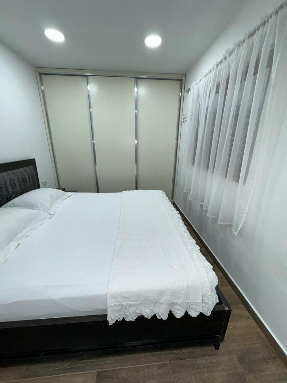 Apartamento Drasa Gjirokastër